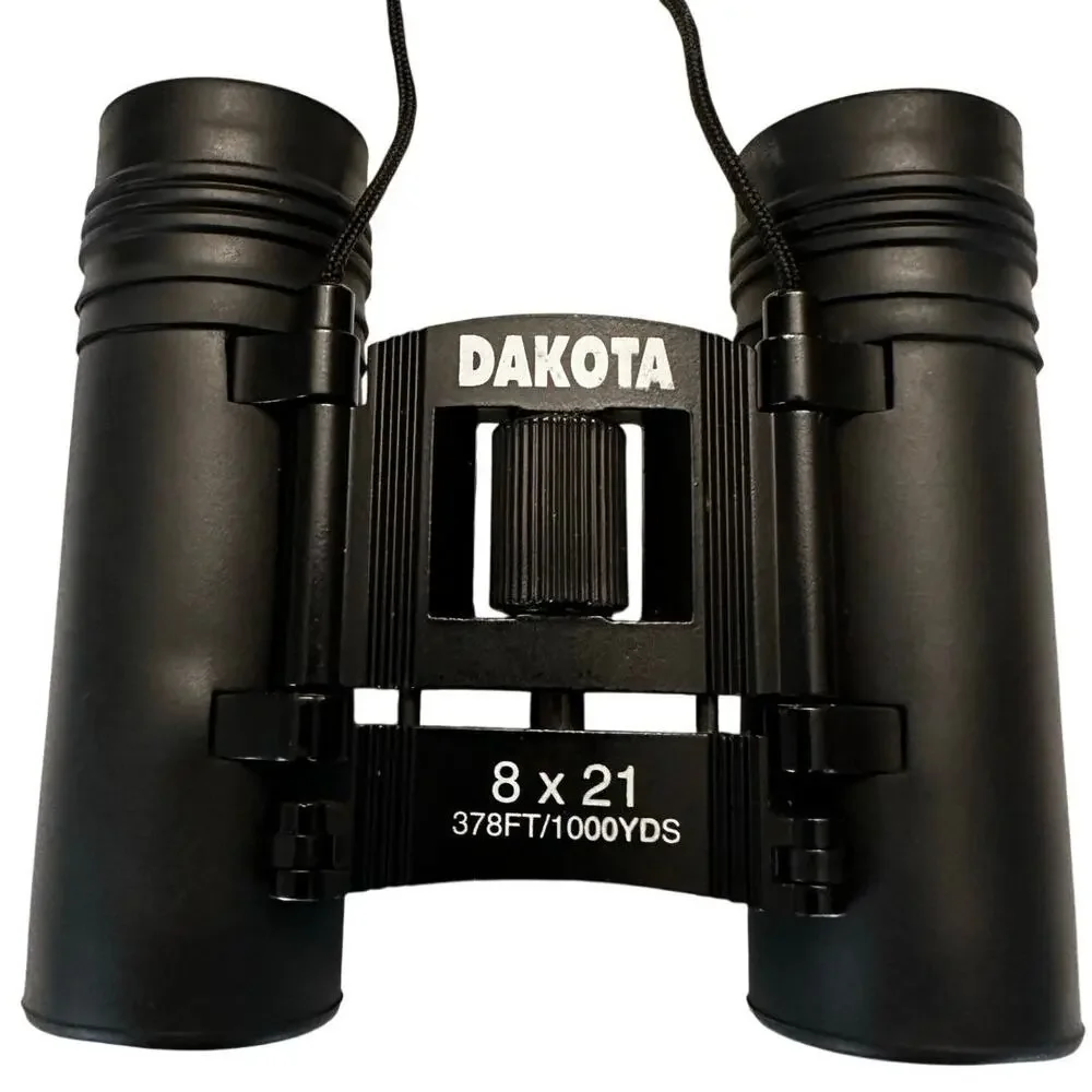 Dakota Folding Binoculars 8x21 Quantaray/378 Feet/100 yards with Case and Cloth